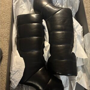 Rick Owens padded pull on boots only worn once like new
